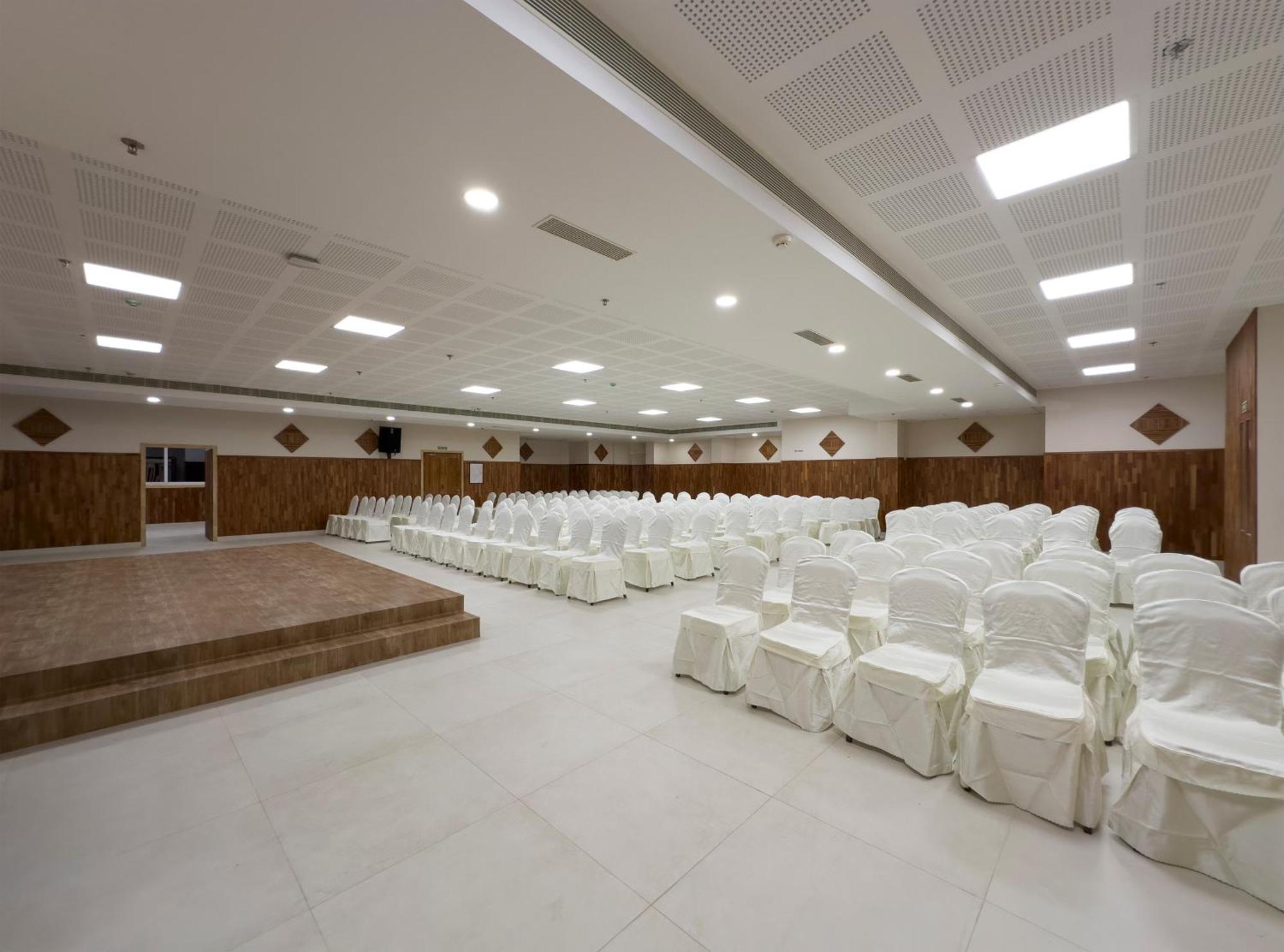 The Habitat Suites Guruvāyūr Zewnętrze zdjęcie