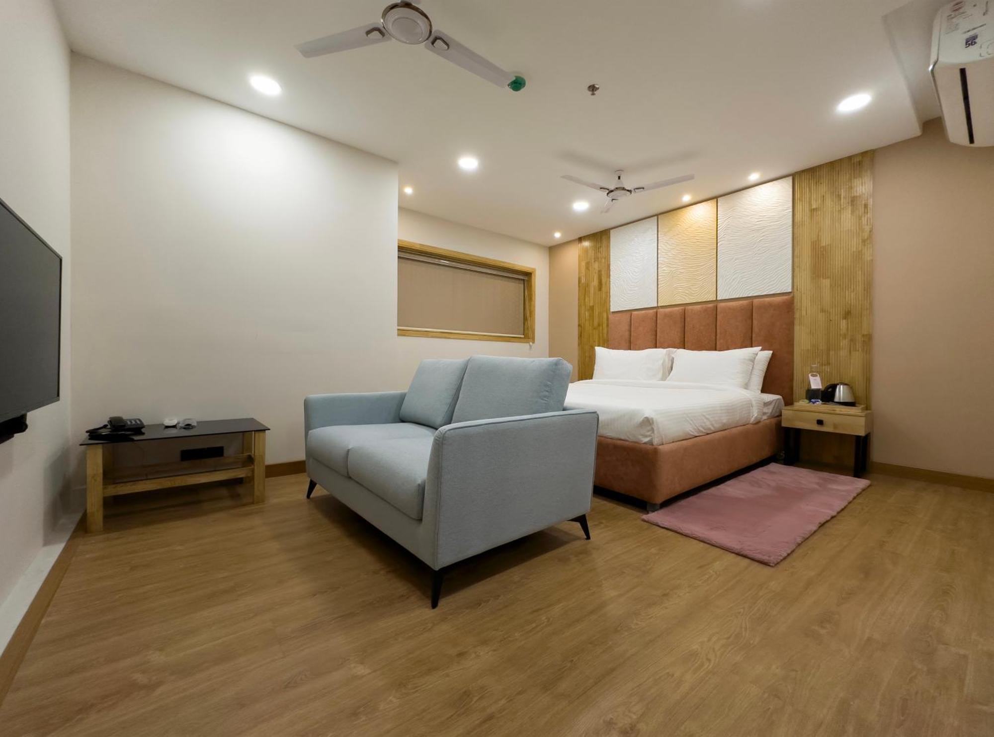The Habitat Suites Guruvāyūr Zewnętrze zdjęcie